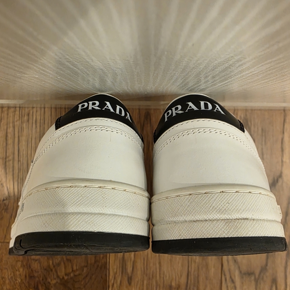 💯 Authentic Prada White and Black Leather Sneakers - Picture 10 of 15